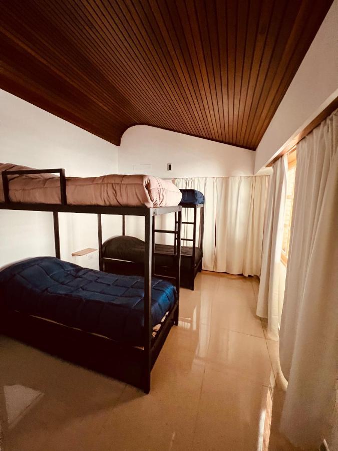 Black Star Art Hostel Neuquén エクステリア 写真