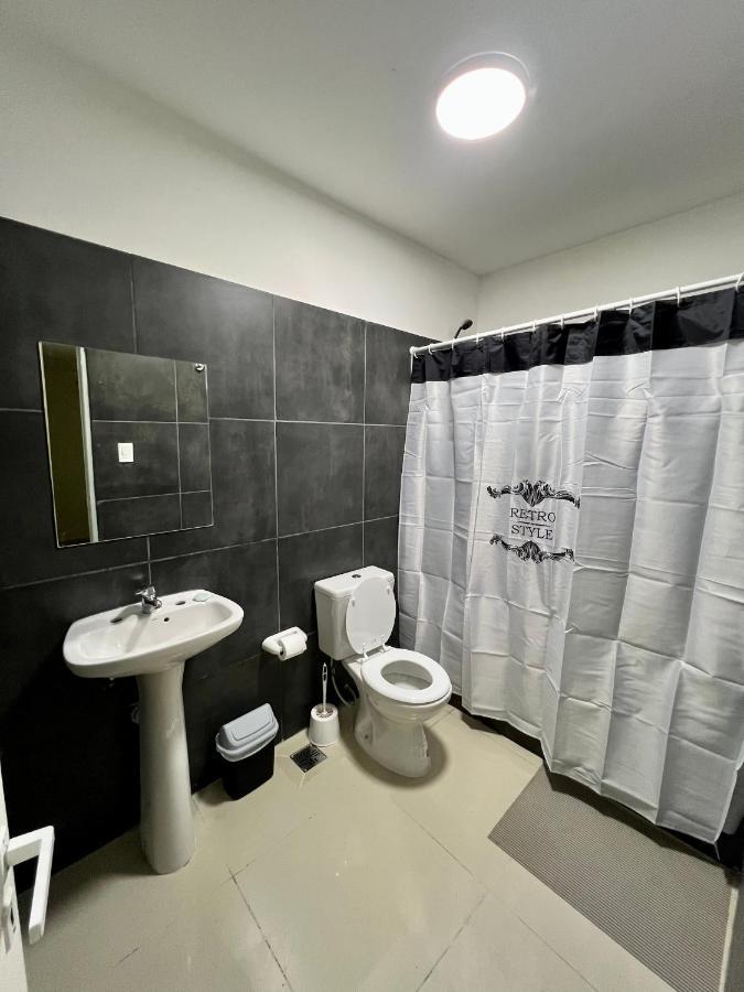 Black Star Art Hostel Neuquén エクステリア 写真